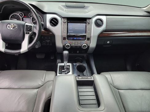 Used 2017 Toyota Tundra Limited w/ Limited Premium Package RWD image 9