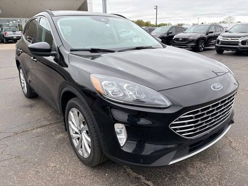 Used 2021 Ford Escape Titanium w/ Titanium Elite Package AWD/4WD image 11