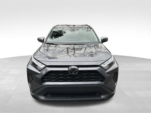 Used 2025 Toyota RAV4 XLE image 8