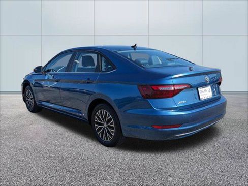 Used 2021 Volkswagen Jetta SE FWD image 3