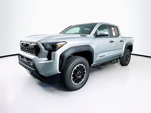 New 2025 Toyota Tacoma TRD Off-Road image 3