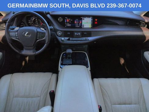 Used 2020 Lexus LS 500 w/ Interior Upgrade Package RWD image 16