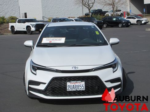 Certified 2025 Toyota Corolla SE w/ Convenience Package image 17