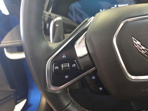 Used 2023 Chevrolet Corvette Stingray w/ Z51 Performance Package image 17