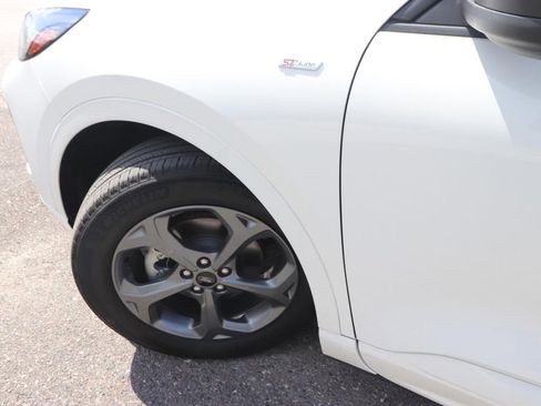 Certified 2024 Ford Escape ST-Line w/ Tech Pack #1 FWD image 3