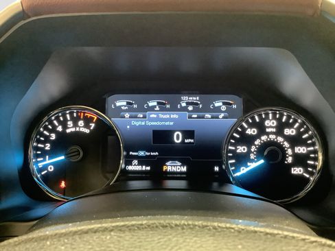 Used 2020 Ford F150 Platinum w/ Equipment Group 701A Luxury AWD/4WD image 12