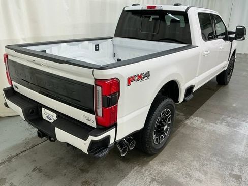 New 2026 Ford F250 Platinum AWD/4WD image 3