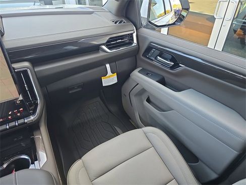 New 2026 GMC Yukon Elevation w/ LPO, Floor Liner Package image 13