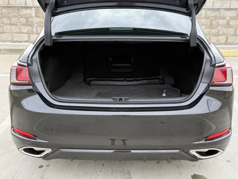 Certified 2024 Lexus ES 350 F Sport w/ Accessory Package (Z2) image 14