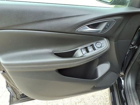 Used 2024 Buick Encore GX Sport Touring FWD image 11