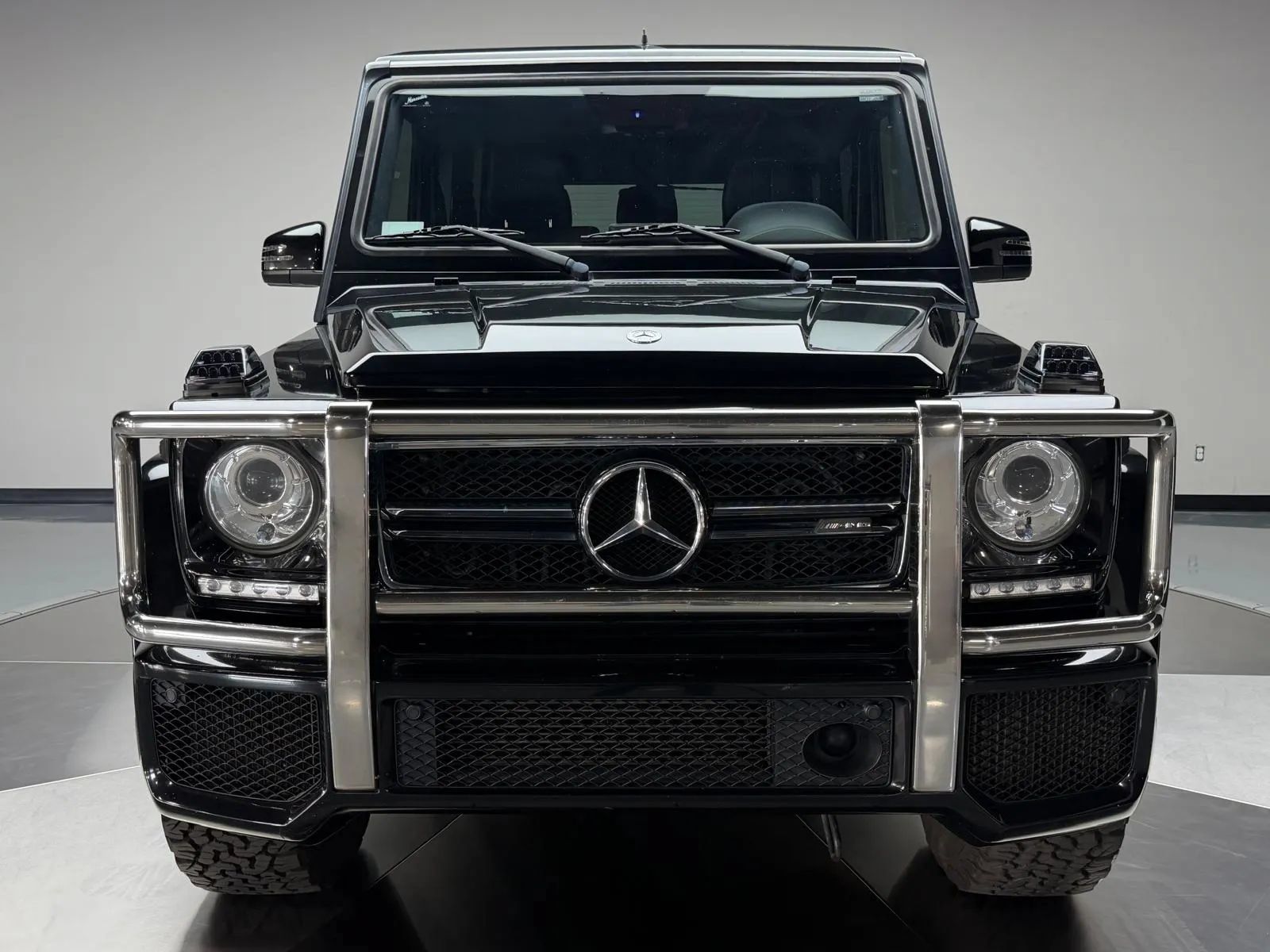 Used 2015 Mercedes-Benz G 63 AMG 4MATIC image 3