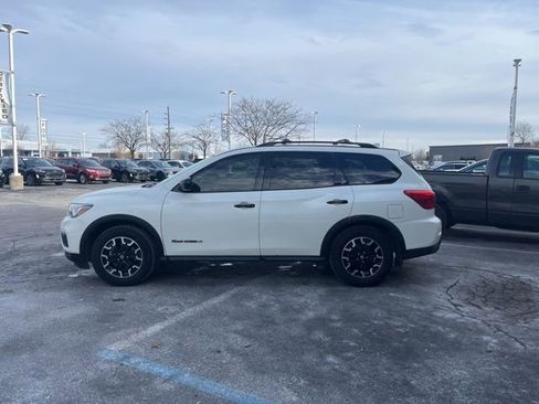 Used 2020 Nissan Pathfinder SV w/ Rock Creek Edition image 9