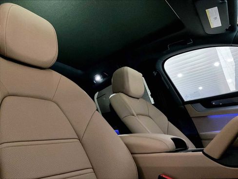 New 2026 Porsche Cayenne Coupe image 23