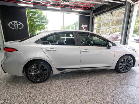Used 2024 Toyota Corolla SE FWD image 4