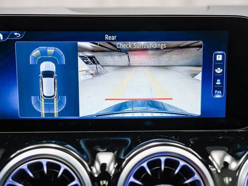 Certified 2025 Mercedes-Benz GLA 250 image 26