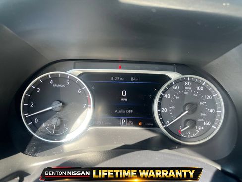 Certified 2024 Nissan Sentra SR w/ SR Premium Package FWD image 14