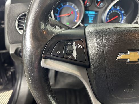 Used 2014 Chevrolet Cruze LT image 13