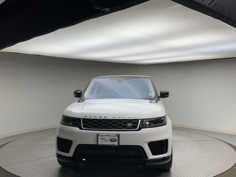Used 2020 Land Rover Range Rover Sport HSE image 3