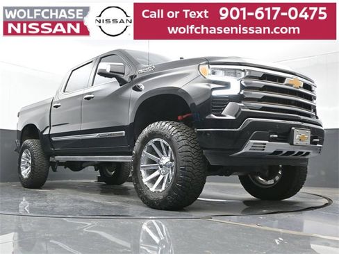 Used 2022 Chevrolet Silverado 1500 High Country w/ High Country Premium Package image 29