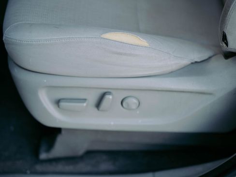 Used 2017 Kia Sedona LX image 14