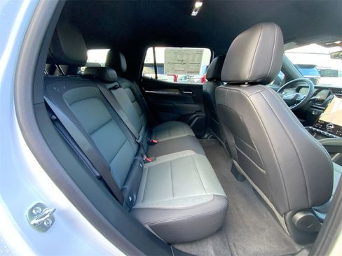 New 2026 GMC Terrain AT4 w/ Technology Package II image 27