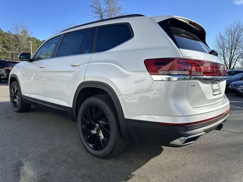 New 2026 Volkswagen Atlas SE image 3