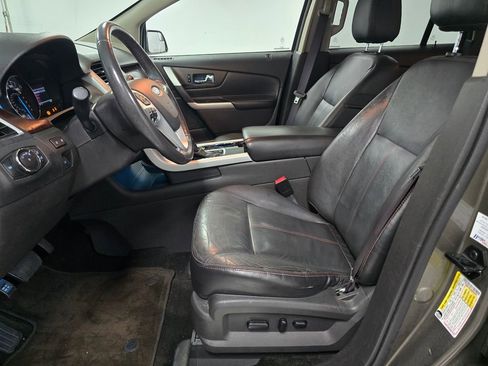 Used 2014 Ford Edge Limited w/ Driver Entry Package image 3