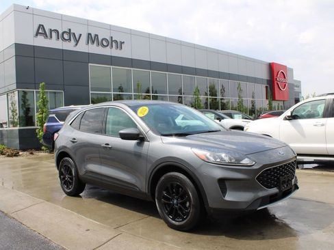 Used 2021 Ford Escape SE AWD/4WD image 1