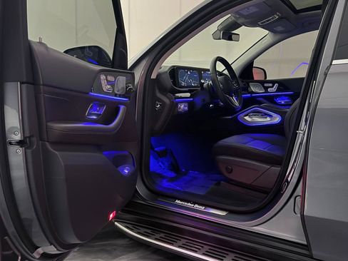 Used 2020 Mercedes-Benz GLE 350 4MATIC w/ Premium Package image 16