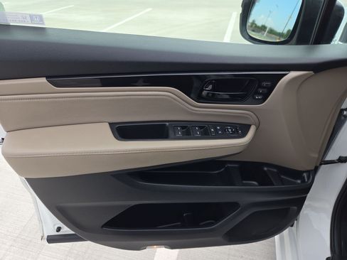 Used 2021 Honda Odyssey Touring image 13
