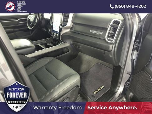 Used 2022 RAM 1500 Big Horn w/ Night Edition RWD image 33