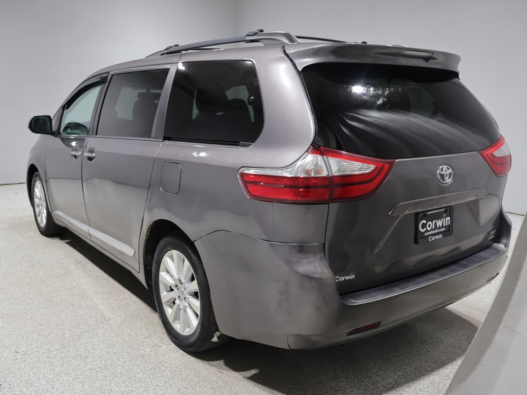 Used 2015 Toyota Sienna XLE AWD/4WD image 13