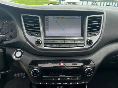 Used 2018 Hyundai Tucson Limited w/ Ultimate Package 02 FWD image 18
