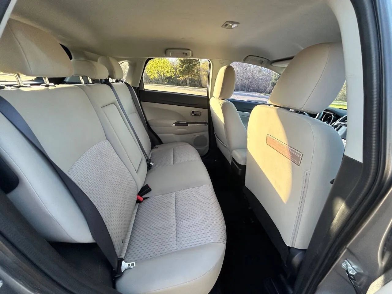 Used 2018 Mitsubishi Outlander Sport ES FWD image 15