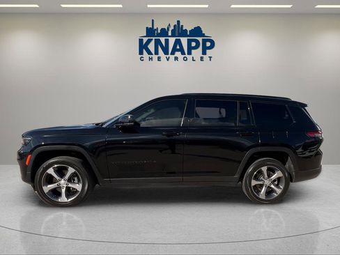 Used 2023 Jeep Grand Cherokee L Laredo image 2
