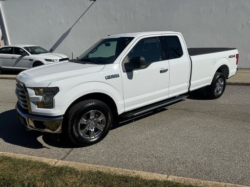 Used 2017 Ford F150 XLT w/ Equipment Group 301A Mid AWD/4WD image 14