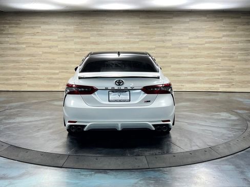 Used 2023 Toyota Camry XSE FWD image 17