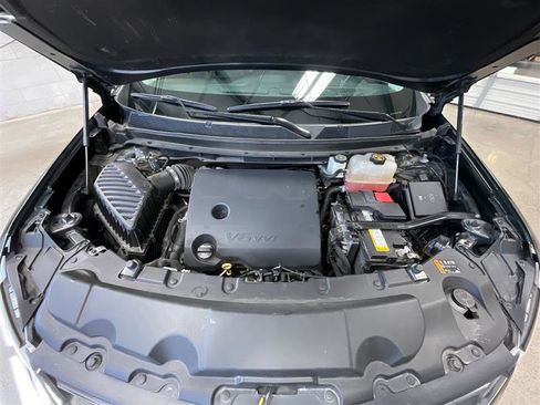 Used 2020 Chevrolet Traverse RS image 31