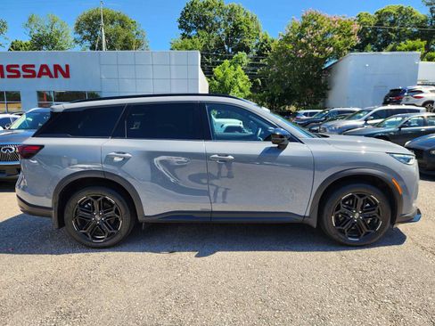 Certified 2026 INFINITI QX60 Sport w/ Dark Cargo Package AWD/4WD image 6
