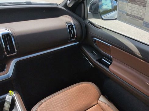 New 2025 Ford Expedition Max King Ranch image 16