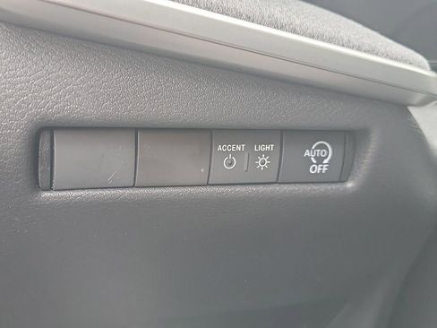 New 2026 Nissan Kicks SV AWD/4WD image 24