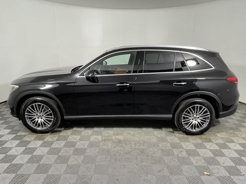 New 2026 Mercedes-Benz GLC 300 image 2