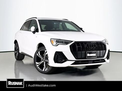 Used 2024 Audi Q3 2.0T Premium Plus w/ Premium Plus Package AWD/4WD image 1