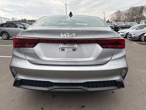 Used 2024 Kia Forte LXS image 4