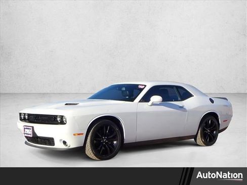 Used 2018 Dodge Challenger SXT Plus image 1