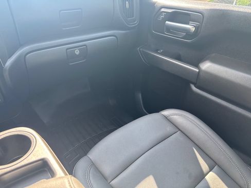 Used 2025 GMC Sierra 3500 Pro w/ Convenience Package AWD/4WD image 17