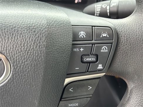 Used 2025 Toyota Camry LE image 24