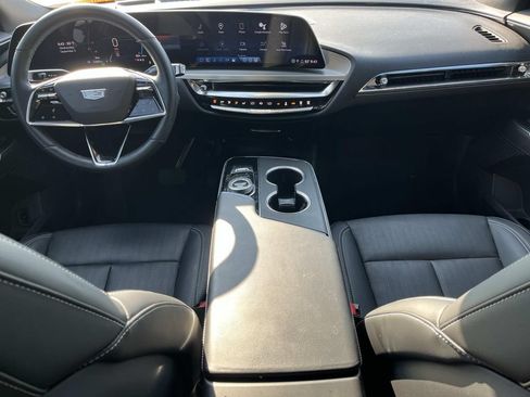 Used 2024 Cadillac Lyriq Sport AWD/4WD image 12