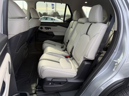 New 2026 Honda Pilot Touring image 11