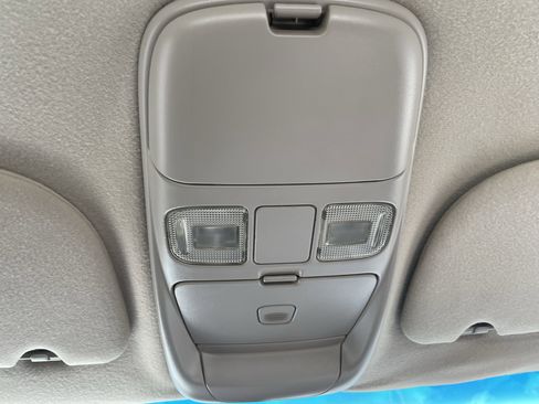 Used 2001 Dodge Ram 2500 Truck 2WD Quad Cab image 23